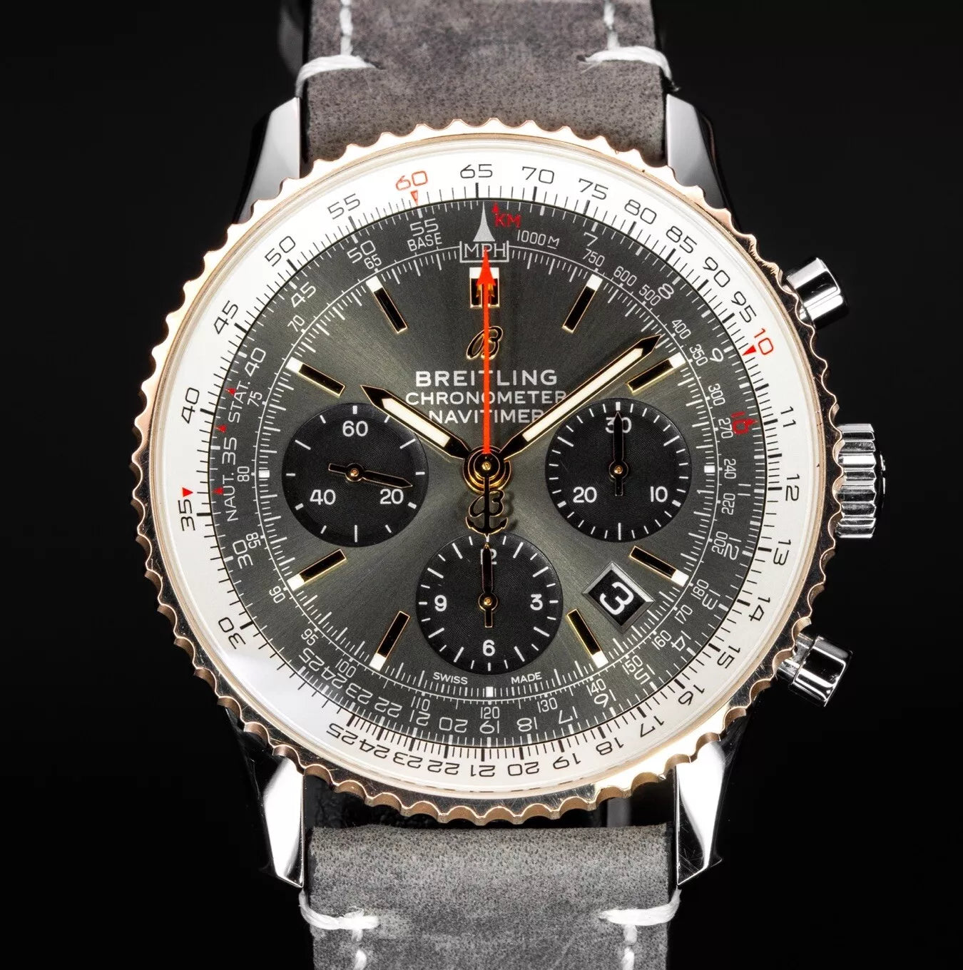 Breitling Navitimer Chronograph B01 43mm UB0121 18Kt Rose Gold Bezel